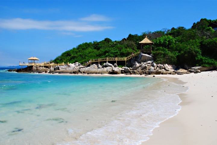 Сибиряки получат безвизовый доступ на Хайнань Сибиряки получат безвизовый доступ на Хайнань