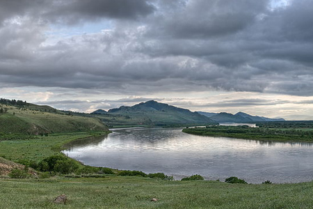 «Московский комсомолец»: Собака лает — караван идет «Московский комсомолец»: Собака лает — караван идет