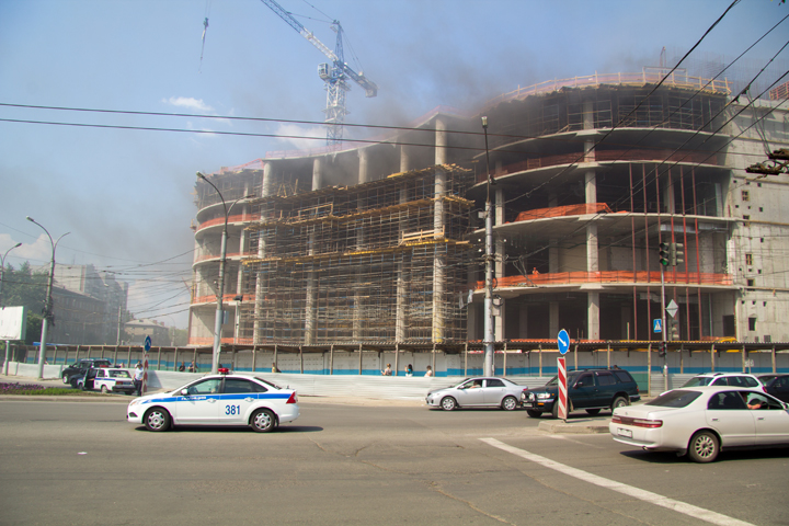 Скончался один из пострадавших при пожаре в ТРЦ «Галерея Новосибирск» 