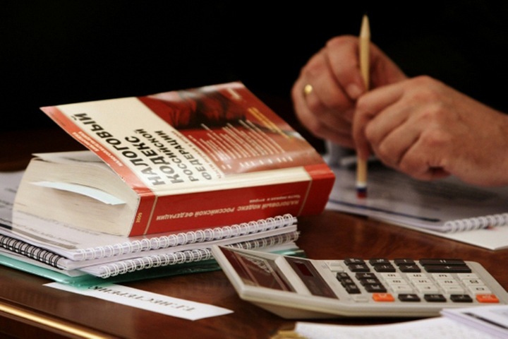 Травников предложил передать муниципалитетам часть доходов от упрощенной системы налогообложения