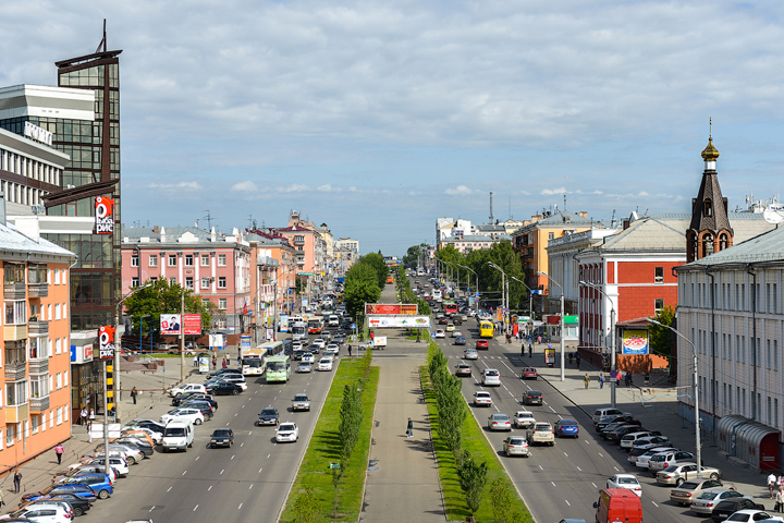 Жители Барнаула провели в интернете МТС 600 лет