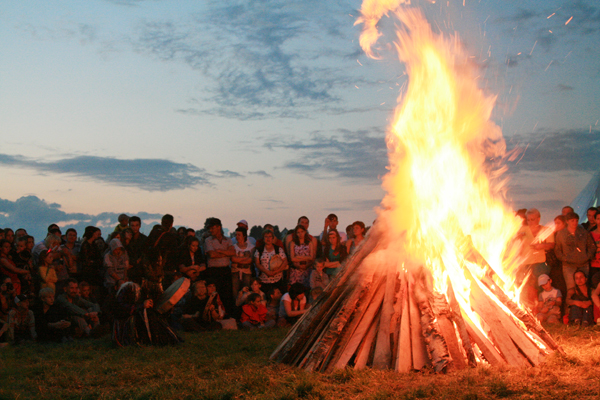 Иркутский кабельщик сжег 10 га леса на первом в своей жизни шаманском обряде
