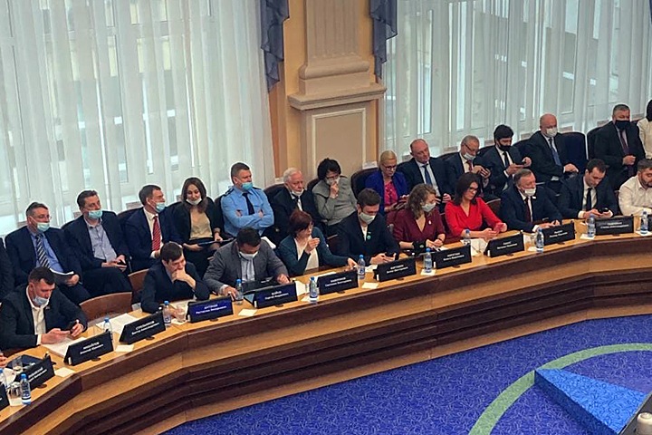 Большинство в горсовете Новосибирска не допустило независимых фракций