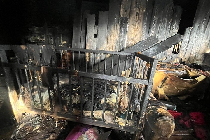 Взрослые ушли пить к соседям: почему сгорела четырехмесячная девочка в Бурятии Взрослые ушли пить к соседям: почему сгорела четырехмесячная девочка в Бурятии