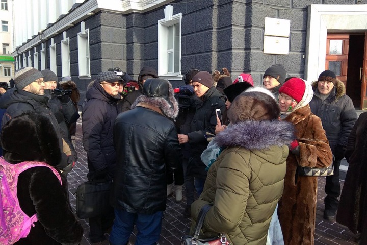 Митинг за возвращение Бурятии в состав Сибири прошел у парламента