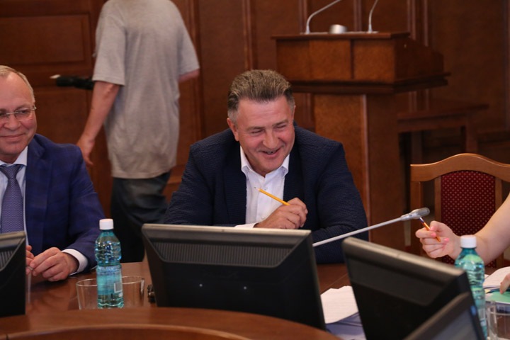 Новосибирское заксобрание вынесло на сессию закон о госсобственности Новосибирское заксобрание вынесло на сессию закон о госсобственности