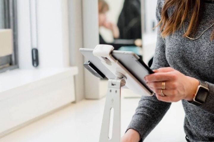 Как автоматизировать салон красоты с помощью CRM: руководство по выбору системы Как автоматизировать салон красоты с помощью CRM: руководство по выбору системы