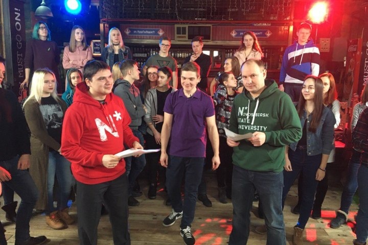 Новосибирские химики «зарубились» в рэп-баттле, анонсируя новые онлайн-курсы НГУ Новосибирские химики «зарубились» в рэп-баттле, анонсируя новые онлайн-курсы НГУ