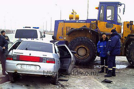 Новосибирские следователи разыскивают очевидцев гибели полицейских в ДТП на Станционной Новосибирские следователи разыскивают очевидцев гибели полицейских в ДТП на Станционной