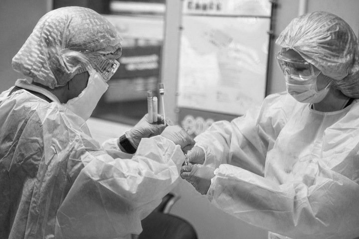 Новосибирские власти: выплаты работающим с коронавирусом медикам «за фактическое время» сохранятся Новосибирские власти: выплаты работающим с коронавирусом медикам «за фактическое время» сохранятся