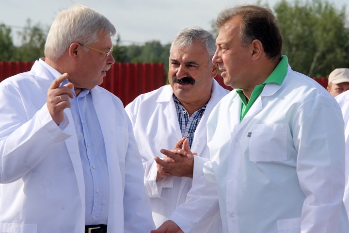 Сельхозкооператив томского депутата-единоросса уличили в продаже мяса умерших коров людям