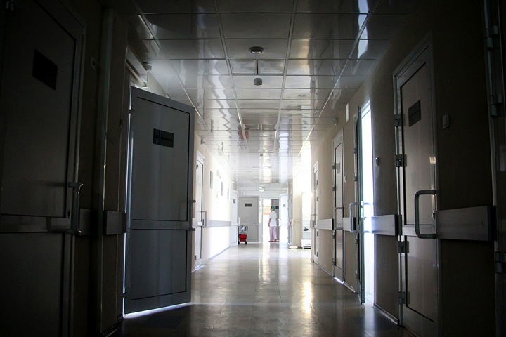 Суд разрешил новосибирскому минздраву не покупать скорые и не оснащать больницы