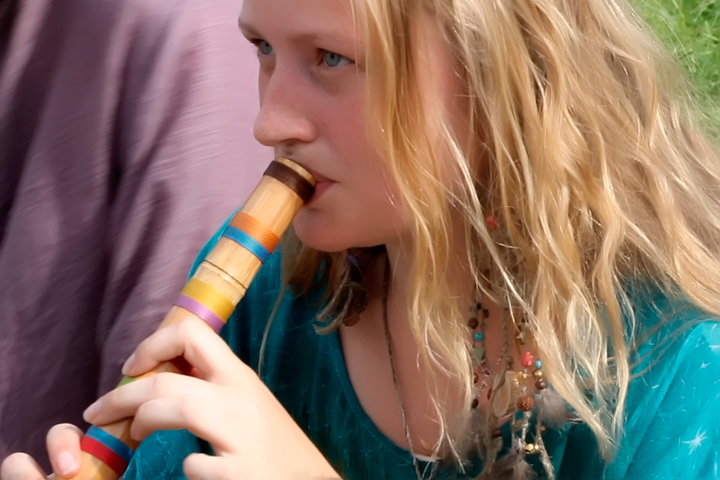 Шаг к туристической зоне: старейший в России этнофестиваль «Живая вода» прошел в Колыванском районе (видео)