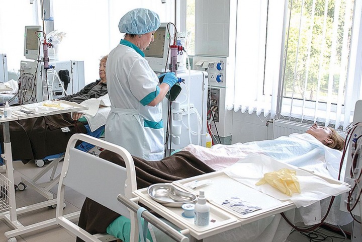 «Сядут в инвалидные кресла и не встанут». Новосибирцы с больными почками зря занимают койки в стационаре «Сядут в инвалидные кресла и не встанут». Новосибирцы с больными почками зря занимают койки в стационаре