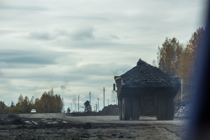 Ситуация в угольной отрасли: склады переполнены, экспорт проседает Ситуация в угольной отрасли: склады переполнены, экспорт проседает