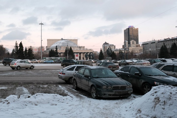 Мороз и гололед пообещали новосибирцам Мороз и гололед пообещали новосибирцам