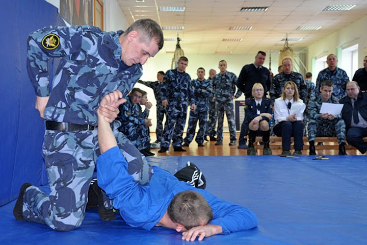 «Пытать так, чтобы другие не слышали»: правозащитники пожаловались в Генпрокуратуру на сотрудников иркутского СИЗО
