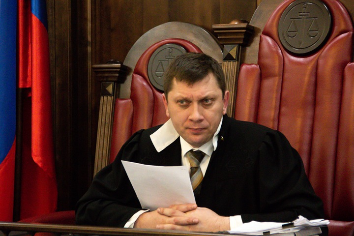 «Белые пришли, красные пришли» — шахтеры о смене собственников «Разрез „Инской“»