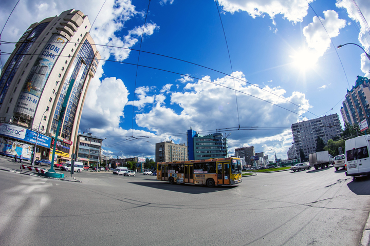 Депутаты попросят Госдуму отодвинуть Новосибирск еще на час от Москвы