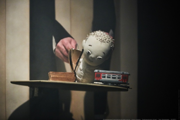 «Колино сочинение»: спектакль на стихи ребенка с синдромом Дауна увидели новосибирцы