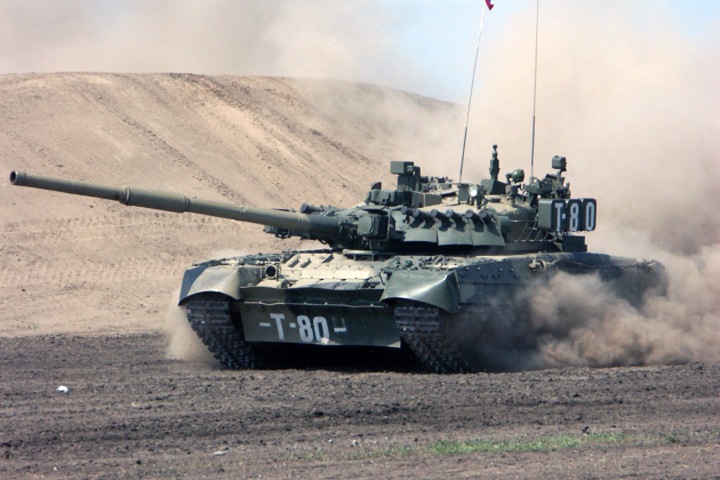 Омскому танковому заводу отключили воду за долги