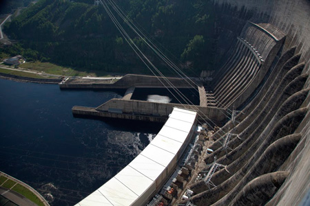 СК РФ пожаловался в суд на адвоката заместителя главного инженера СШГЭС