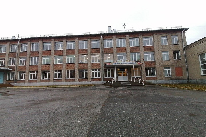 НГС: Деньги на памятную доску погибшему в Украине новосибирцу предложили собрать с родителей школьников НГС: Деньги на памятную доску погибшему в Украине новосибирцу предложили собрать с родителей школьников