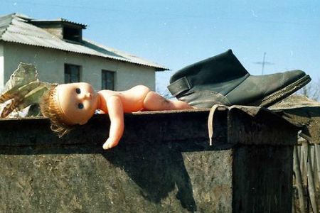 Красноярские следователи выясняют обстоятельства убийства девочки в приемной семье Красноярские следователи выясняют обстоятельства убийства девочки в приемной семье