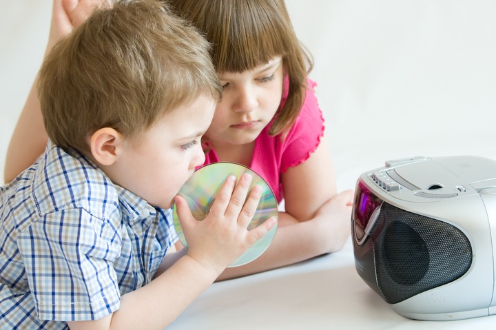 Чем могут быть полезными аудиосказки