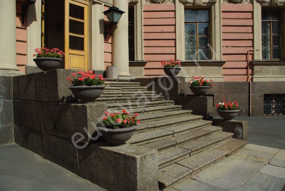 Малые архитектурные формы – важные вспомогательные архитектурные сооружения Малые архитектурные формы – важные вспомогательные архитектурные сооружения