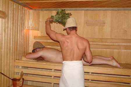 Омский госслужащий подозревается в развращении детей в банях Омский госслужащий подозревается в развращении детей в банях