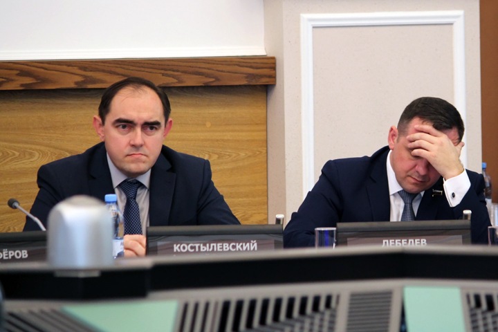 Министр встретился с жителями отрезанного от Новосибирска поселка Министр встретился с жителями отрезанного от Новосибирска поселка