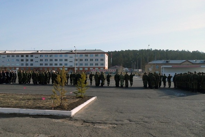 «Чё кого»: Военнослужащие в Бурятии вымогали деньги, избивали призывников и украли из части средства защиты «Чё кого»: Военнослужащие в Бурятии вымогали деньги, избивали призывников и украли из части средства защиты