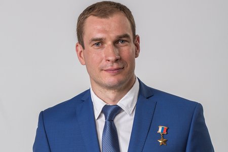 «Пришлось начинать жить заново, но звание Героя — это ответственность»