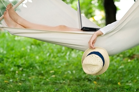 Тулеев предложил разрешить кемеровчанам работать удаленно в жаркую погоду