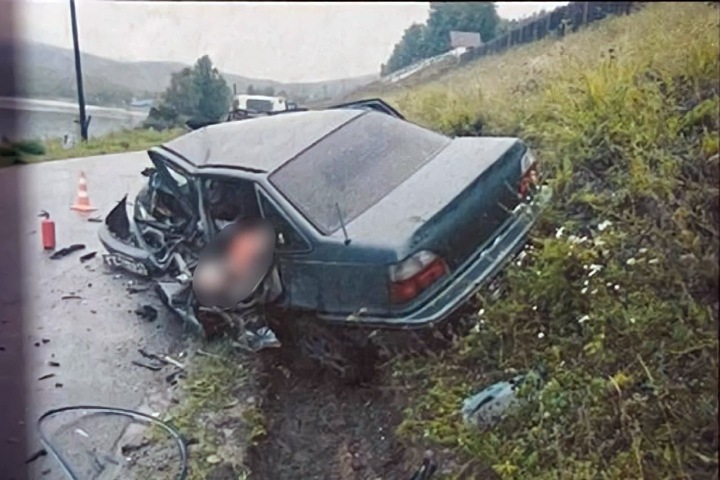 Два человека погибли в ДТП с пьяным красноярским военным Два человека погибли в ДТП с пьяным красноярским военным