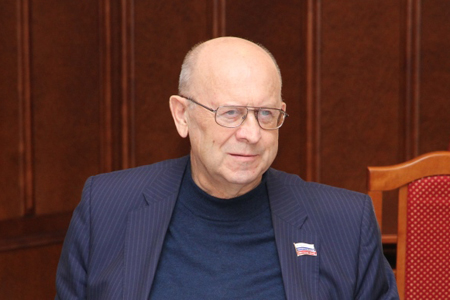 Александр Козлов оценил успехи службы занятости за 25 лет Александр Козлов оценил успехи службы занятости за 25 лет