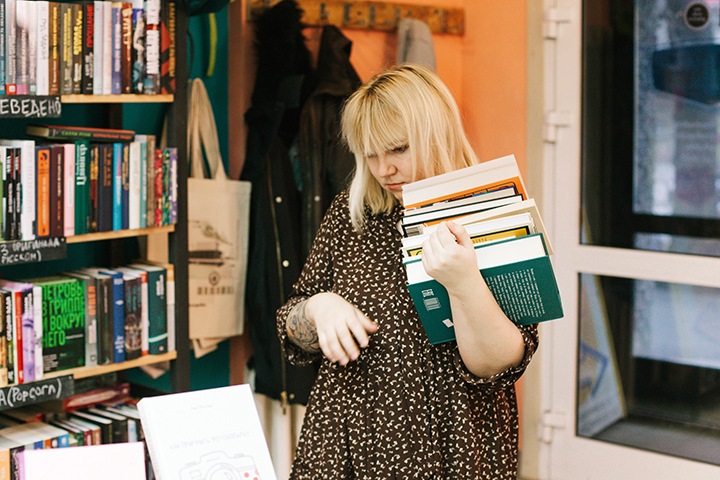 «Как работает пропаганда» и «Неудобное прошлое». Какие книги стали раскупать новосибирцы после 24 февраля «Как работает пропаганда» и «Неудобное прошлое». Какие книги стали раскупать новосибирцы после 24 февраля