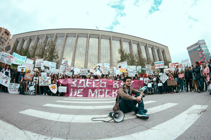 Артем Лоскутов признан виновным в проведении несанкционированной Монстрации Артем Лоскутов признан виновным в проведении несанкционированной Монстрации