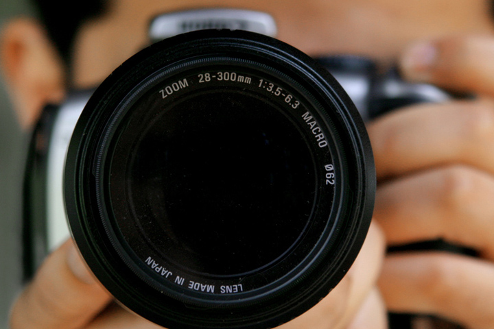 Учительница из Красноярска вместе с мужем снимали, как насиловали четырехлетнюю дочь