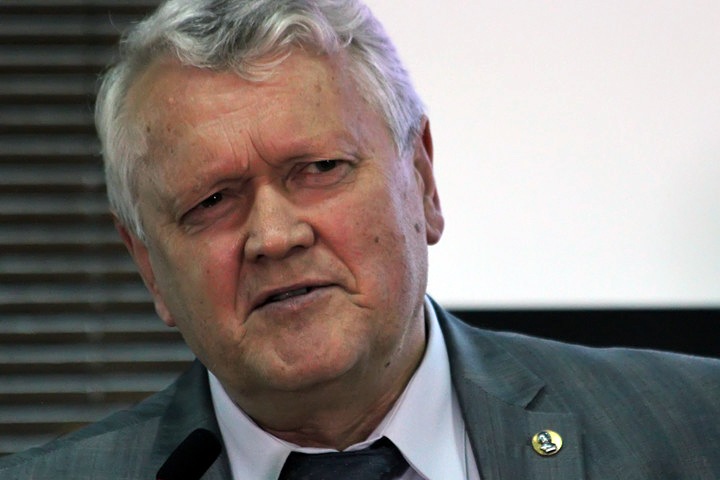 Асеев призвал преемников не питать иллюзий о намерениях ФАНО Асеев призвал преемников не питать иллюзий о намерениях ФАНО