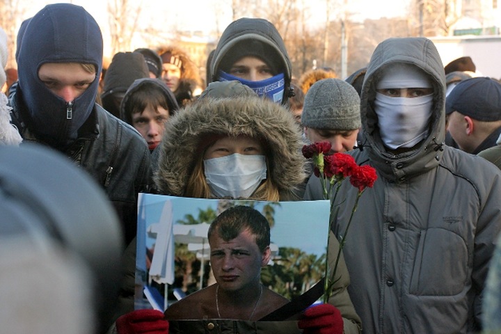 Красноярское ГУФСИН проверяет жалобу на пытки убийцы фаната «Спартака» Красноярское ГУФСИН проверяет жалобу на пытки убийцы фаната «Спартака»