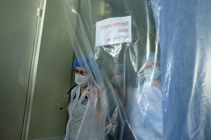 Минздрав обвинил жаловавшихся работников Искитимской горбольницы в нарушении «правил санэпидрежима»