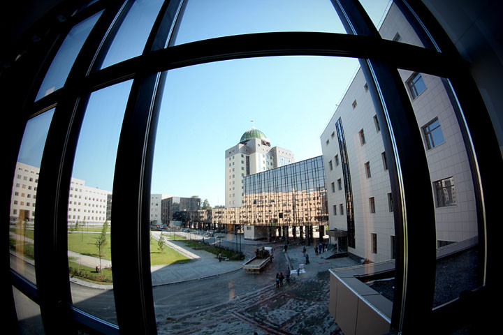 Три сибирских вуза вошли в топ-100 рейтинга университетов БРИКС Три сибирских вуза вошли в топ-100 рейтинга университетов БРИКС