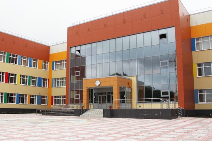 «Единая Россия»: Школьная инфраструктура в РФ должна быть обновлена