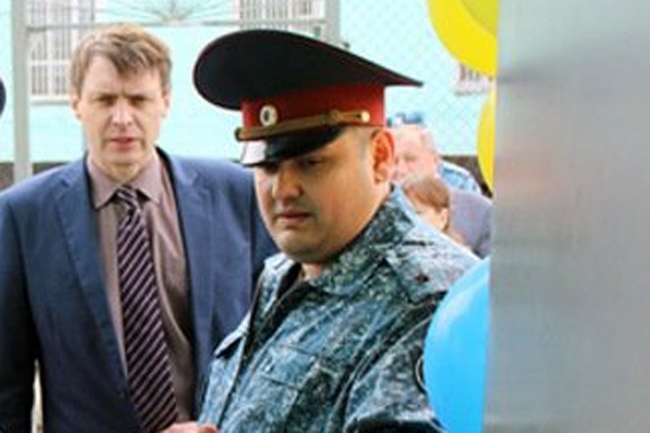 Начальника кузбасской колонии уволили после избиения мужчины в магазине