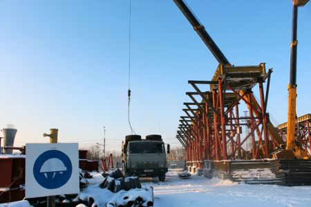 Мэрии Новосибирска необходимо еще 600 млн рублей, чтобы по поручению губернатора сдать в 2013 году развязку на Южной площади