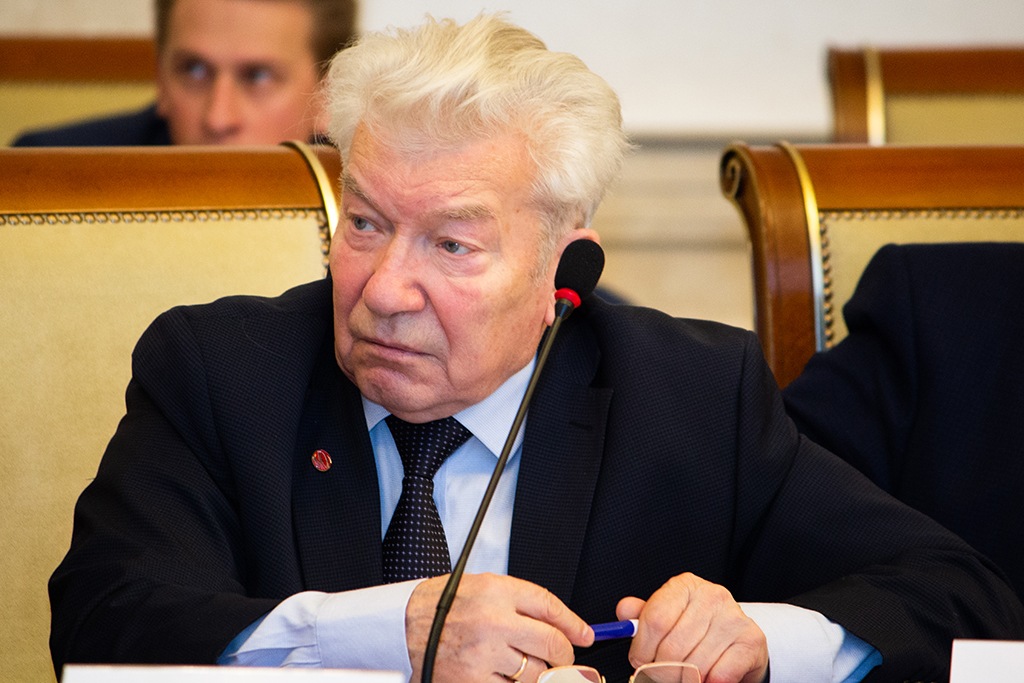 Владимир Гусев Владимир Гусев