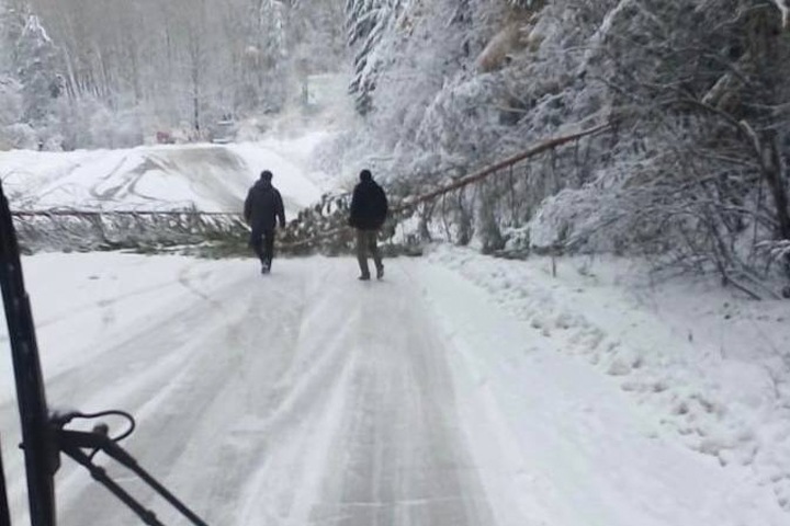 Иркутские поселения остались без света