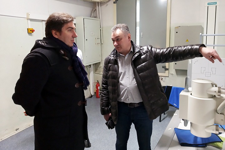 Новосибирское заксобрание попросили «разобраться» с министром здравоохранения Новосибирское заксобрание попросили «разобраться» с министром здравоохранения